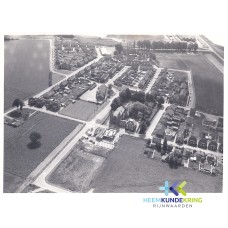 Luchtfoto Spijk omgeving Kerk 1970 Coll. G.B.Janssen